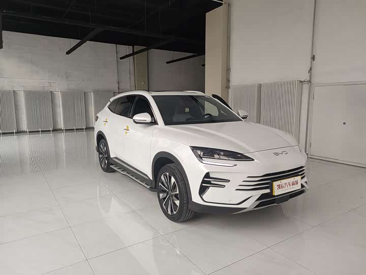 Photo 3 - BYD Song Plus Hybrid/EV