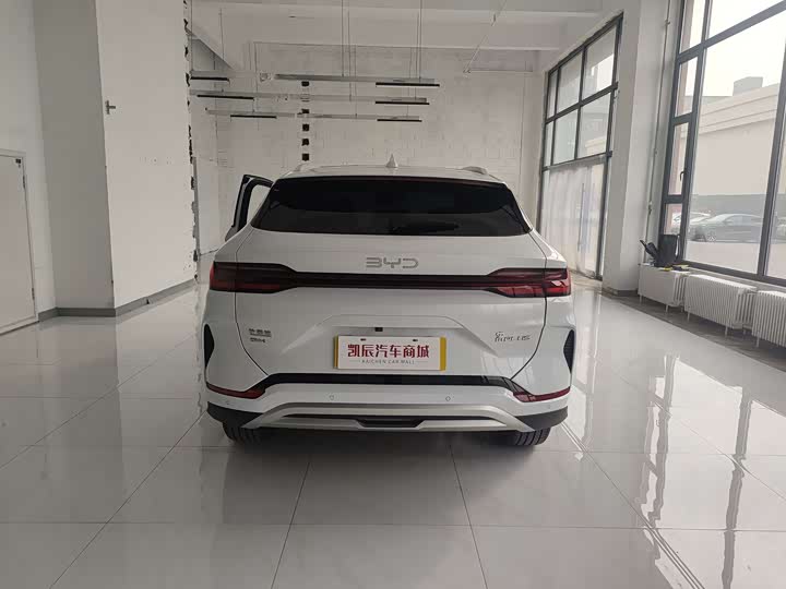 Photo 8 - BYD Song Plus Hybrid/EV