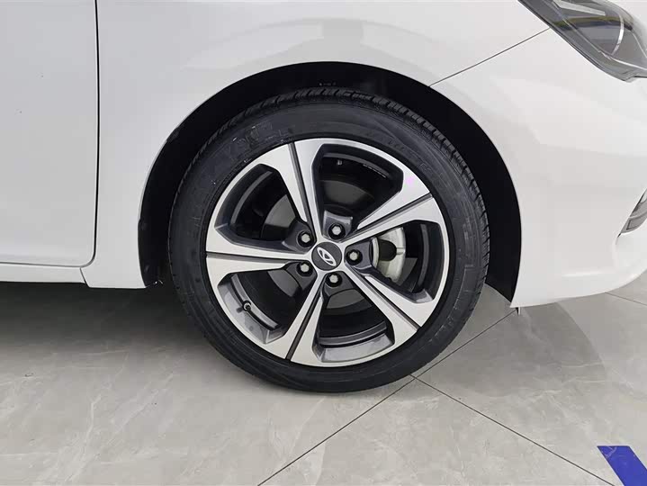 Фото 6 - Chery Arrizo 5