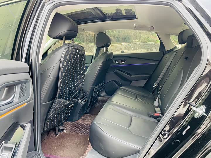 Фото 6 - Honda Accord