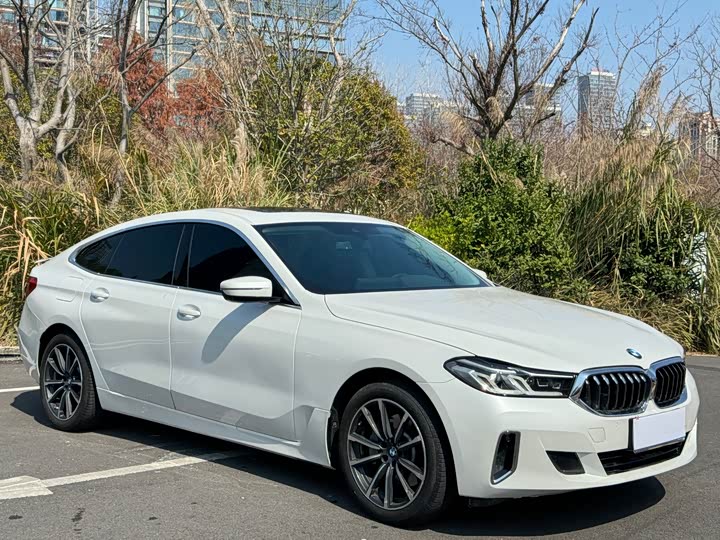 Фото 3 - BMW 6 Series GT