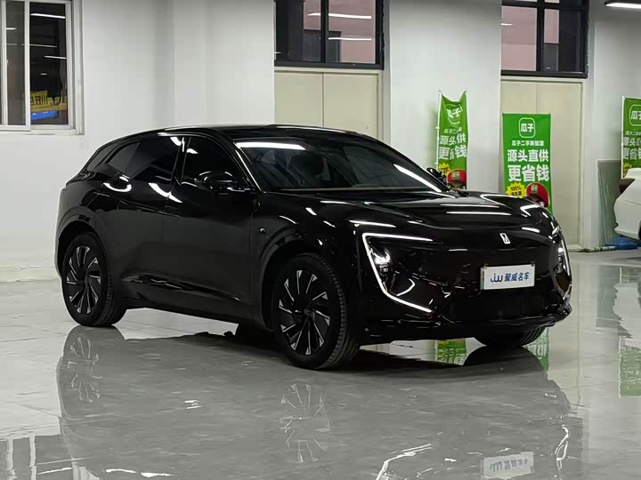 Фото 1 - Avatr 07