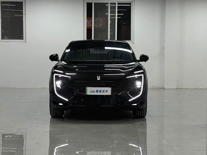 Фото 2 - Avatr 07