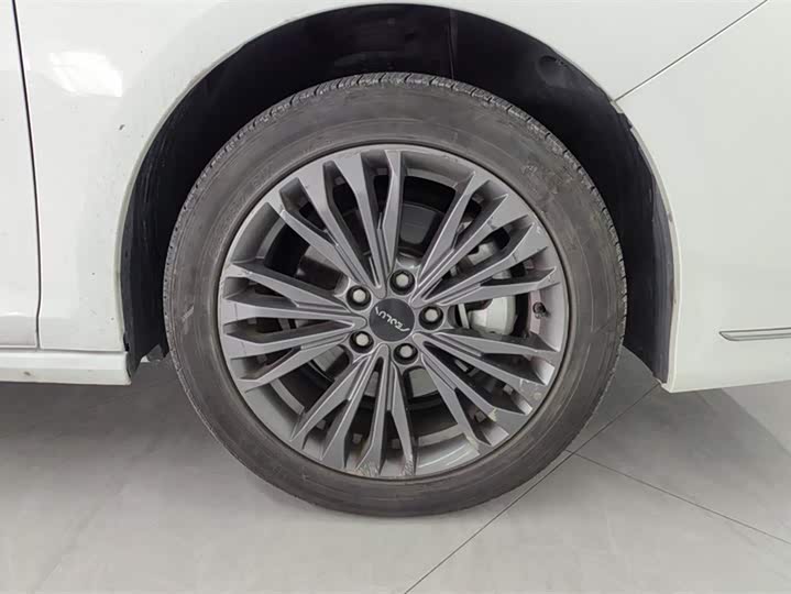 Фото 6 - Dongfeng Aeolus Yixuan Max