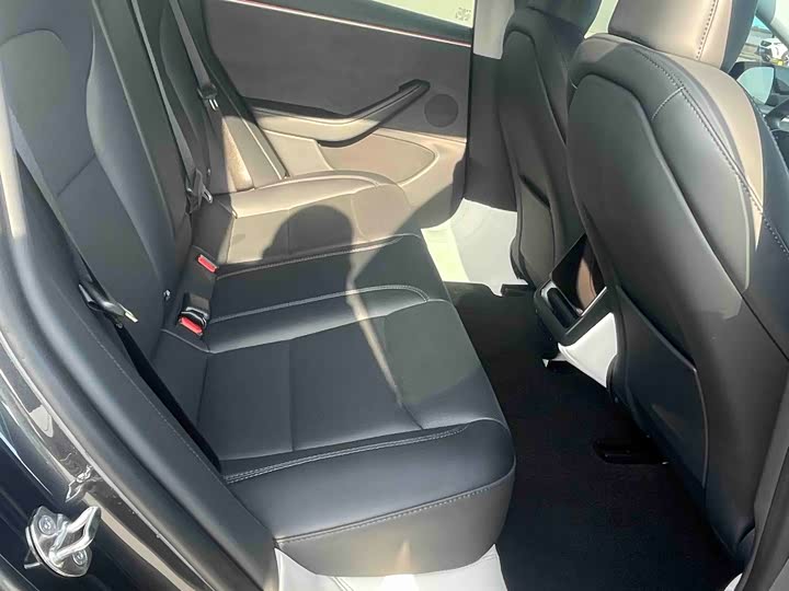 Photo 6 - Tesla Model 3