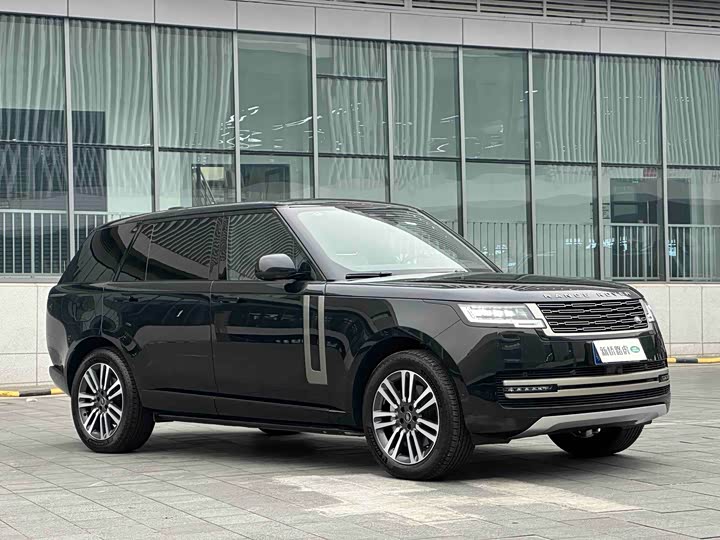 Photo 3 - Land Rover Range Rover