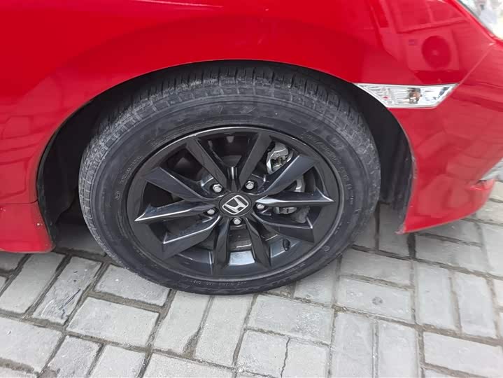 Фото 6 - Honda Civic