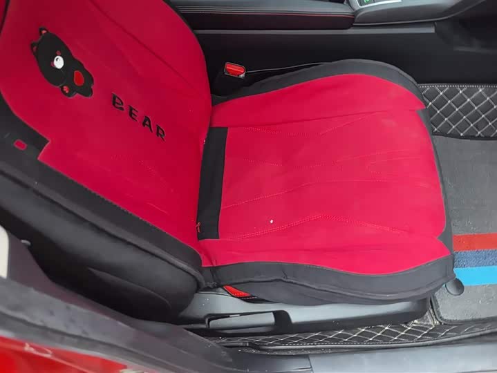 Фото 8 - Honda Civic