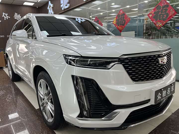 Фото 3 - Cadillac XT6