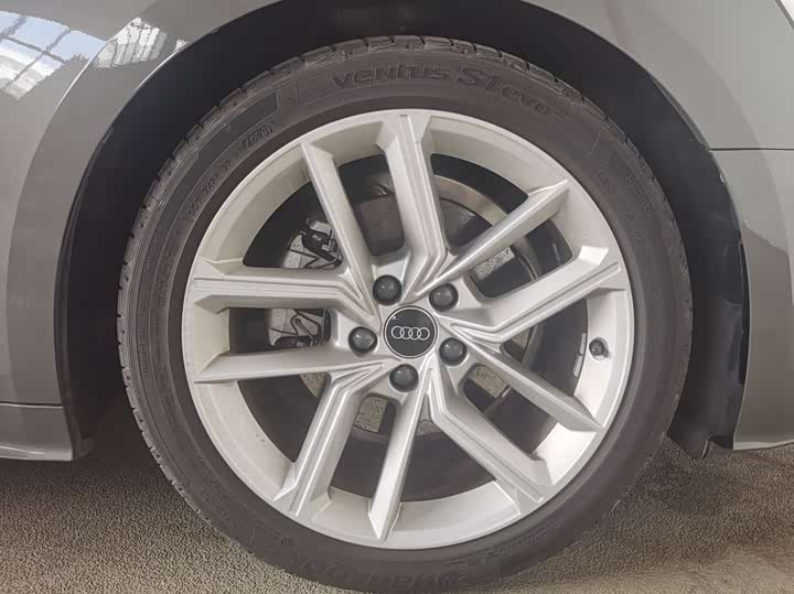 Фото 7 - Audi A5