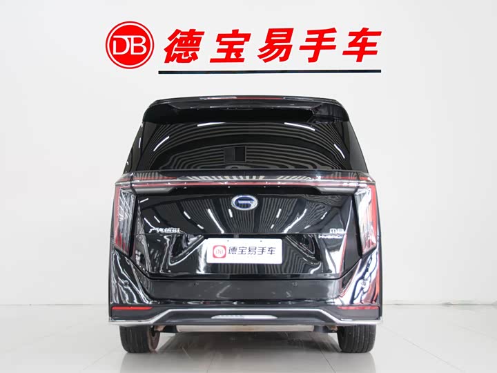 Фото 4 - GAC Trumpchi M8