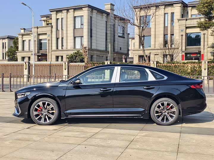 Фото 4 - Geely Preface