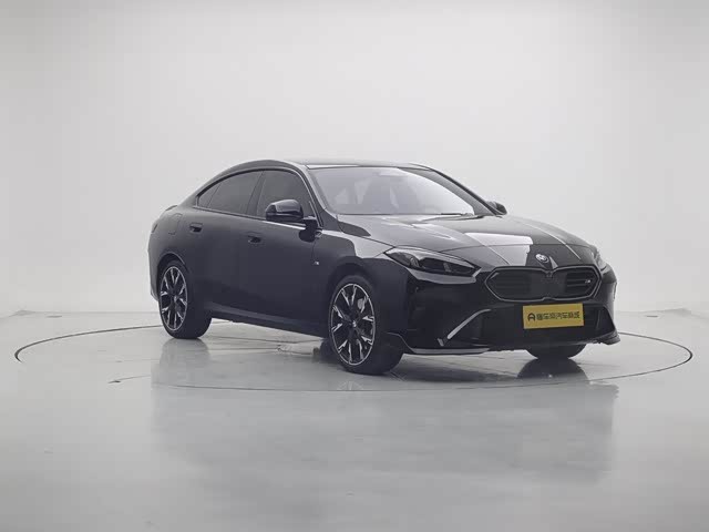 Фото 3 - BMW 2 Series