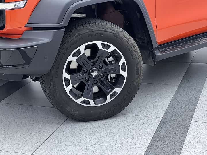 Фото 8 - Tank 300 Hybrid