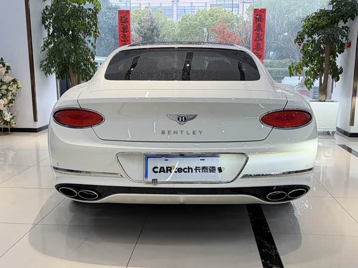 Фото 8 - Bentley Continental GT