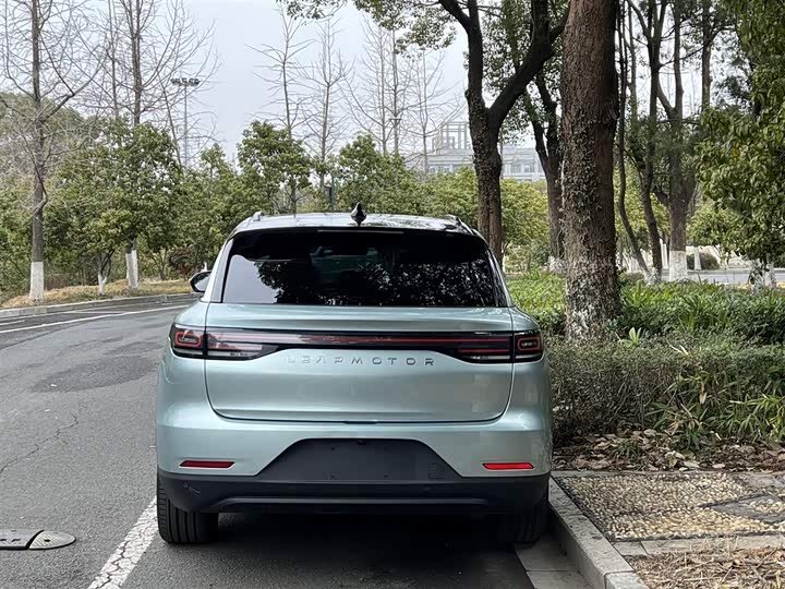 Фото 5 - Leapmotor C11