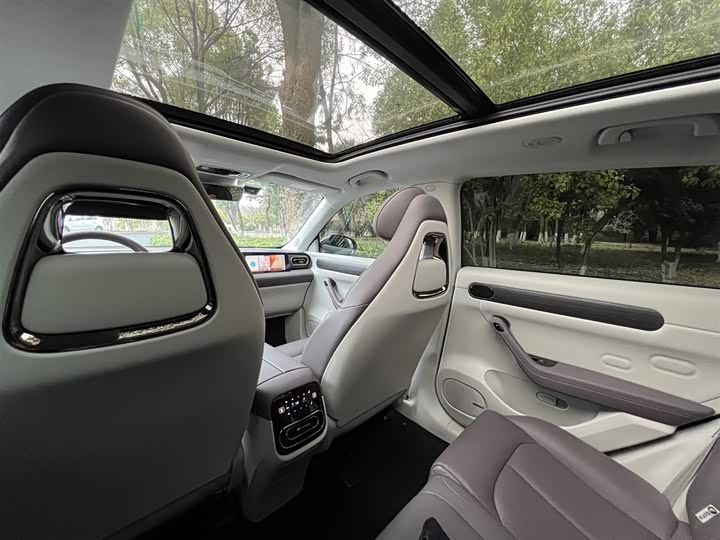 Фото 8 - Leapmotor C11