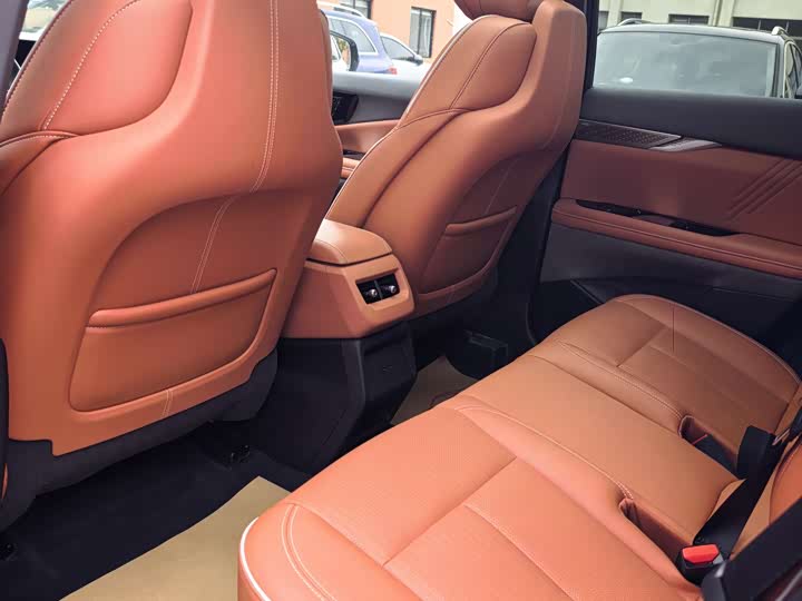 Фото 5 - Cadillac Optiq