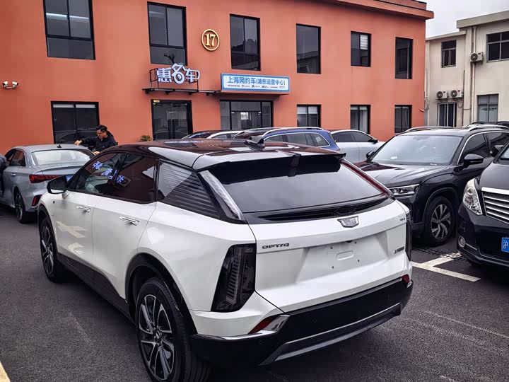 Фото 6 - Cadillac Optiq