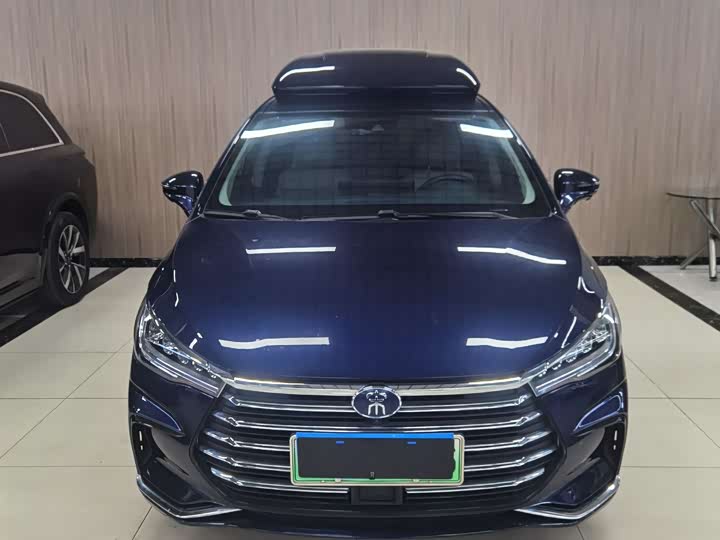 Фото 2 - BYD Song Max Hybrid