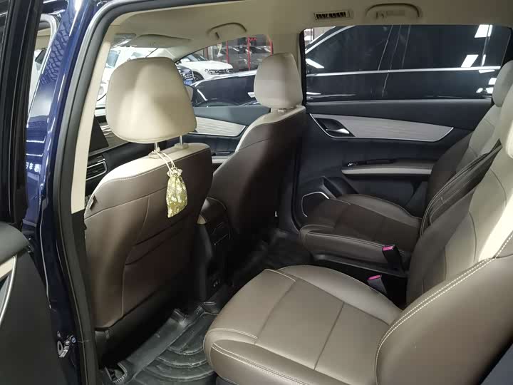 Фото 5 - BYD Song Max Hybrid