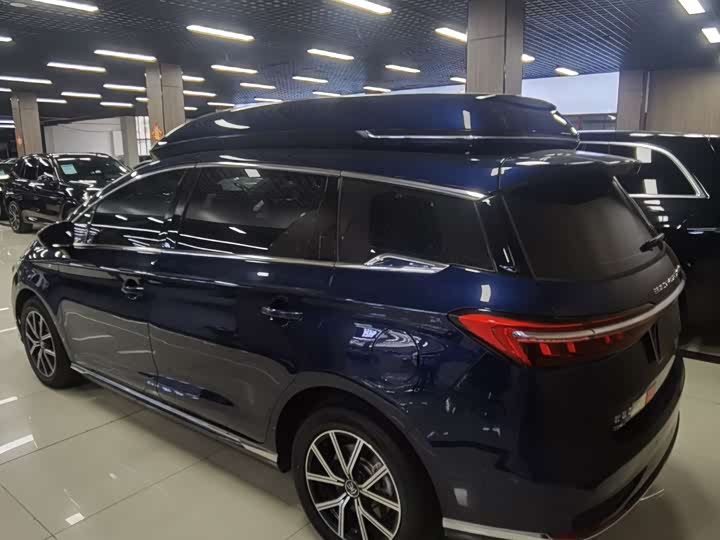 Фото 7 - BYD Song Max Hybrid