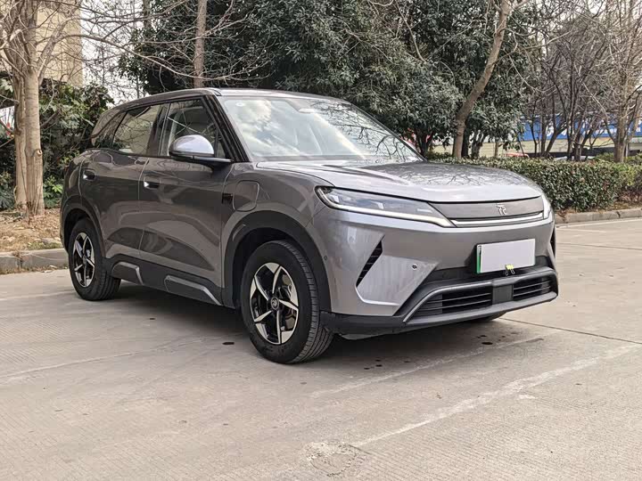 Фото 3 - BYD Yuan Up