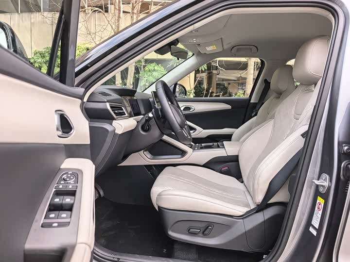 Фото 6 - BYD Yuan Up