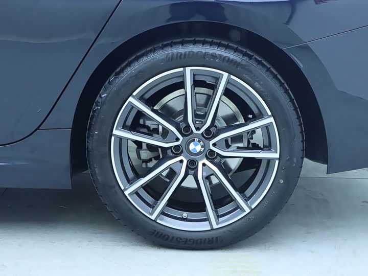 Фото 4 - BMW 3 Series