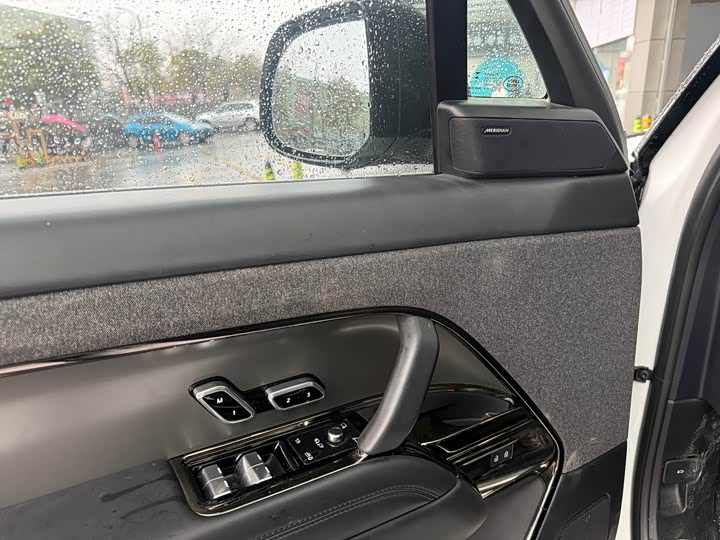 Фото 7 - Land Rover Range Rover Sport