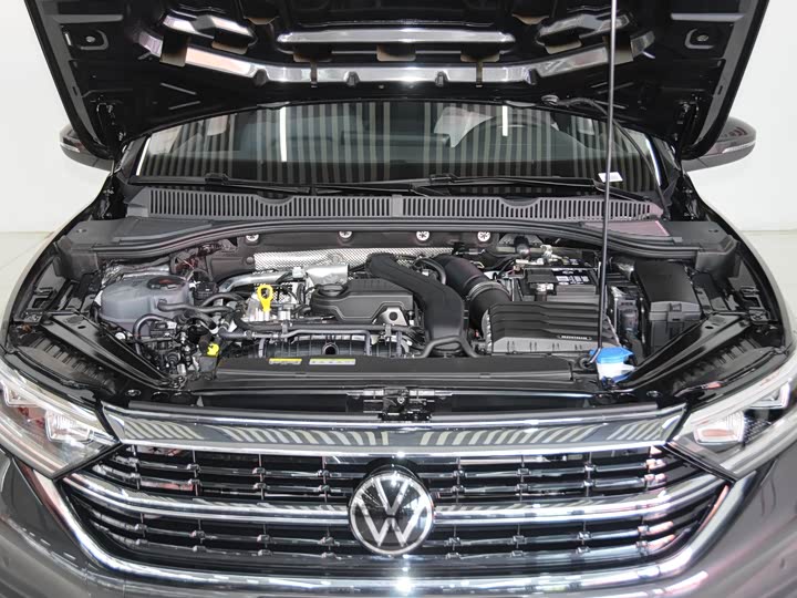 Фото 6 - Volkswagen Sagitar L