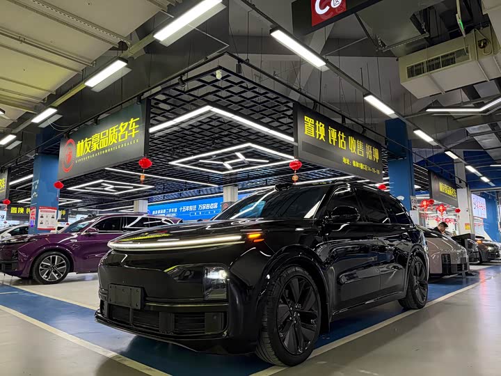 Photo 1 - LiXiang L9