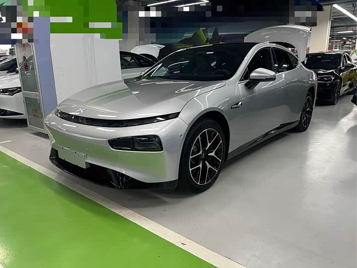 Фото 1 - XPeng P7