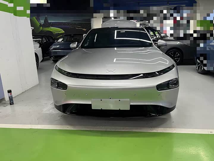 Фото 2 - XPeng P7