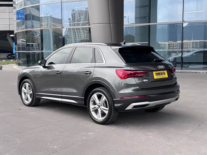 Фото 5 - Audi Q3