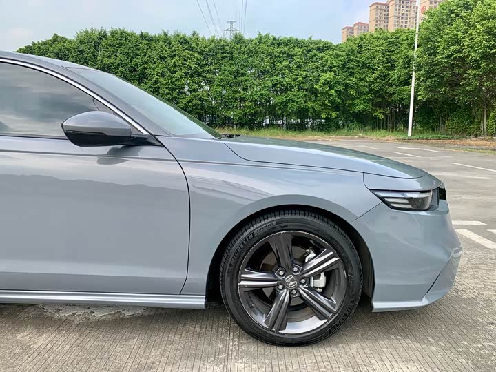 Фото 5 - Honda Inspire