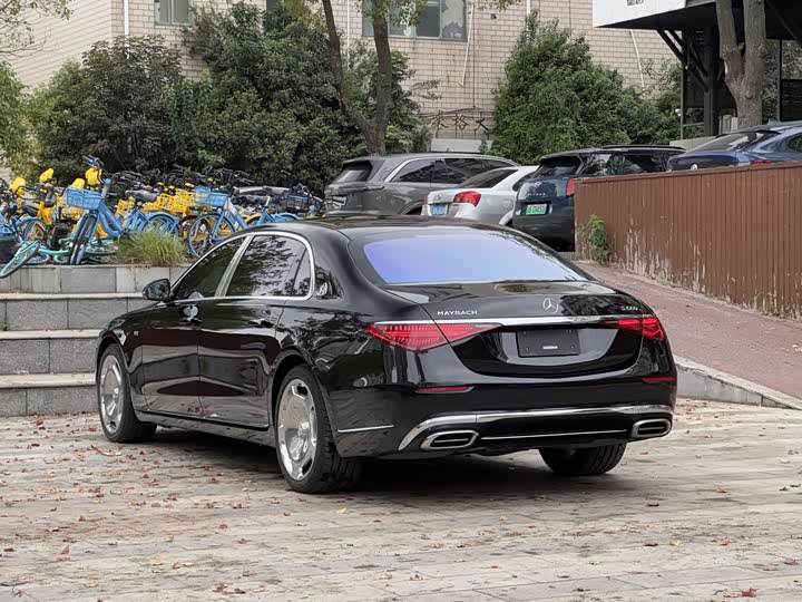 Фото 4 - Mercedes-Benz Maybach S-Class