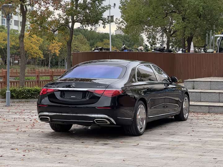 Фото 5 - Mercedes-Benz Maybach S-Class