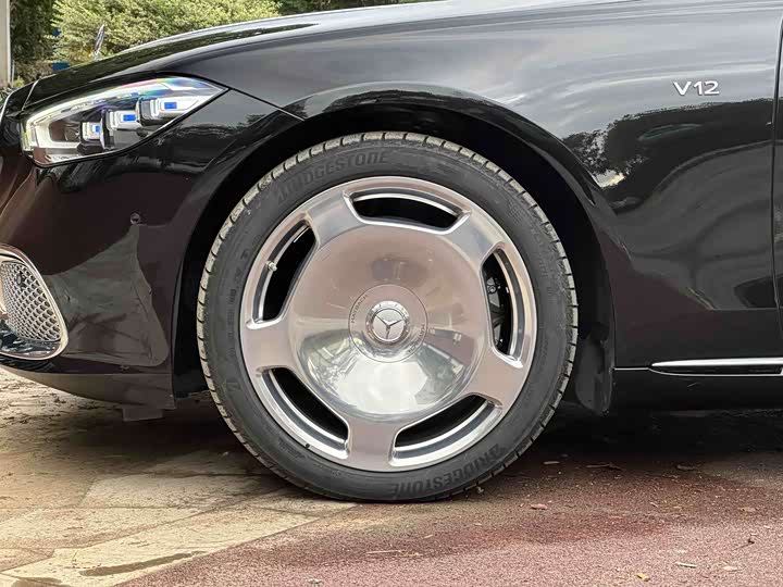 Фото 8 - Mercedes-Benz Maybach S-Class