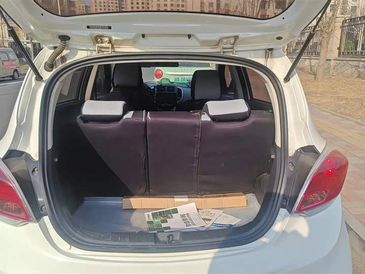 Фото 4 - Changan BenBen E-Star