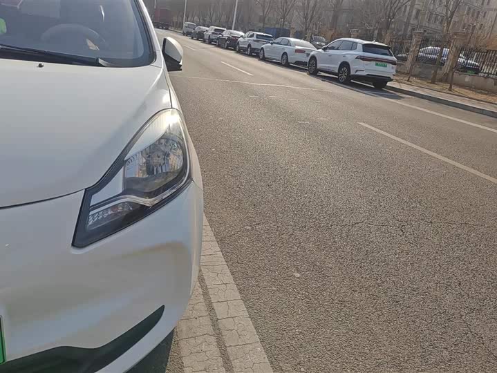 Фото 5 - Changan BenBen E-Star