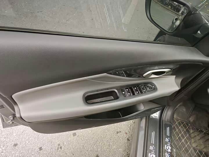 Фото 7 - GAC Trumpchi Empow R