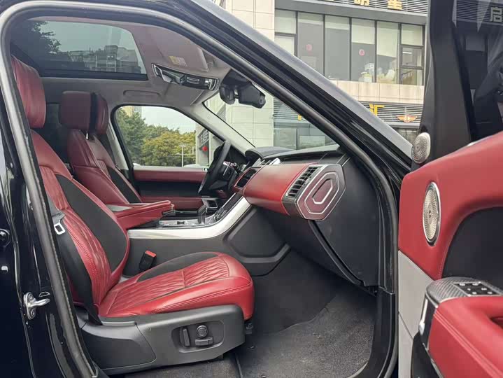 Фото 4 - Land Rover Range Rover Sport