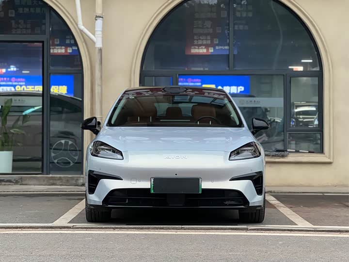 Photo 2 - GAC Aion RT