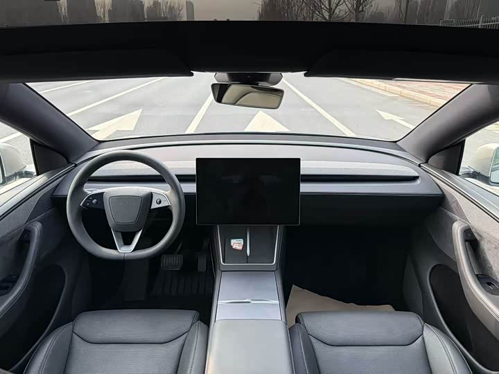 Фото 5 - Tesla Model Y