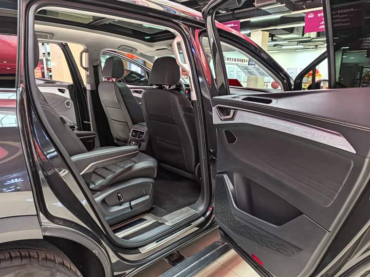 Фото 8 - Volkswagen Talagon