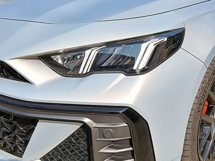 Фото 4 - GAC Trumpchi Empow R