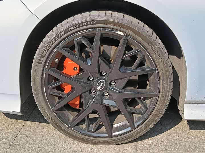 Фото 5 - GAC Trumpchi Empow R