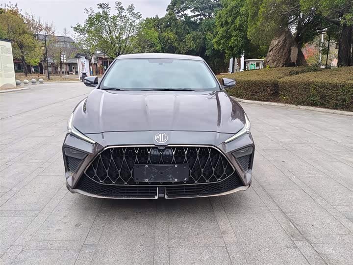 Фото 3 - MG Motor 5 Scorpio