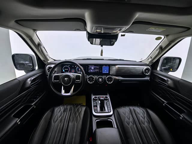 Фото 9 - Tank 300